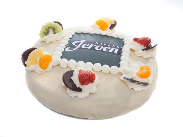 Foto marsepeintaart 14-16 pers